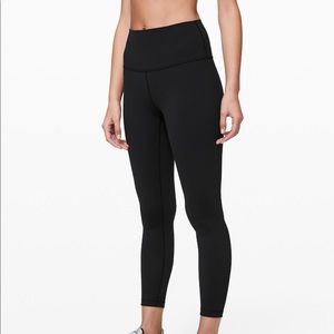 Lululemon Wunder Under 25”